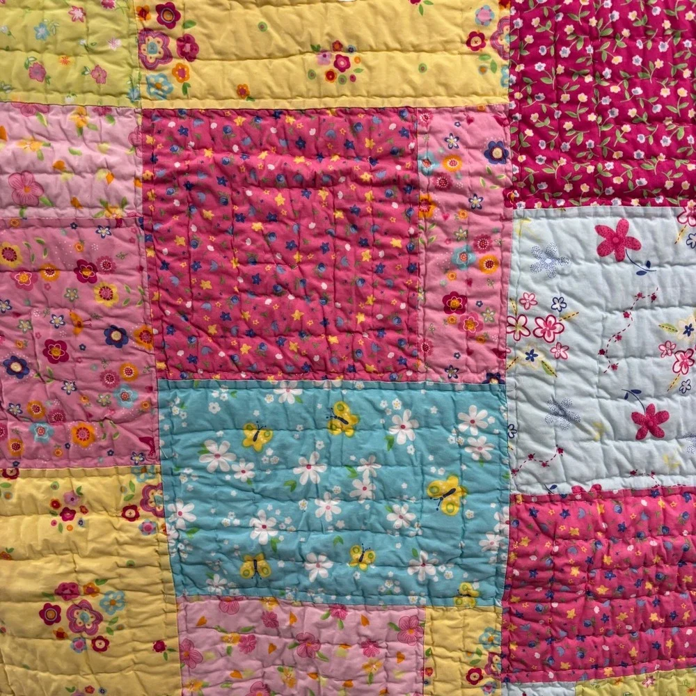 Pottery Barn Kids Patchwork Floral Butterfly Quilt Wall Hanging Pink 33x46
